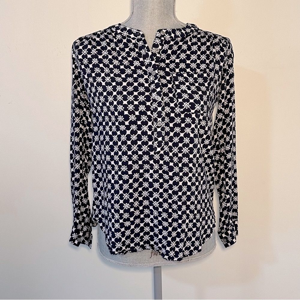 LOFT Women’s SZ XSP Button Front Navy White Mandarin Collar Blouse